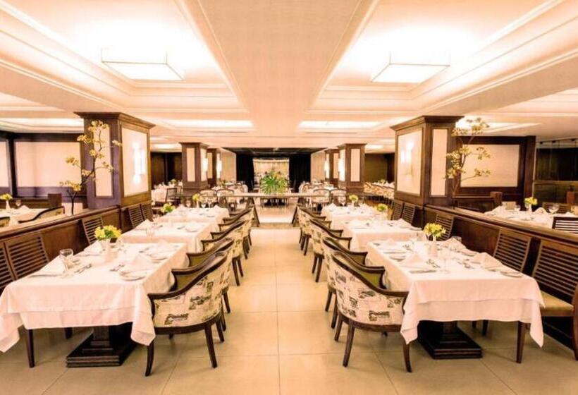 آپارتمان 1 خوابه با بالکن, Kubitschek Plaza Hotel   Flat Particular