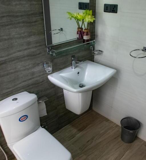 اتاق استاندارد سه تخته با بالکن, Amanzi Residence