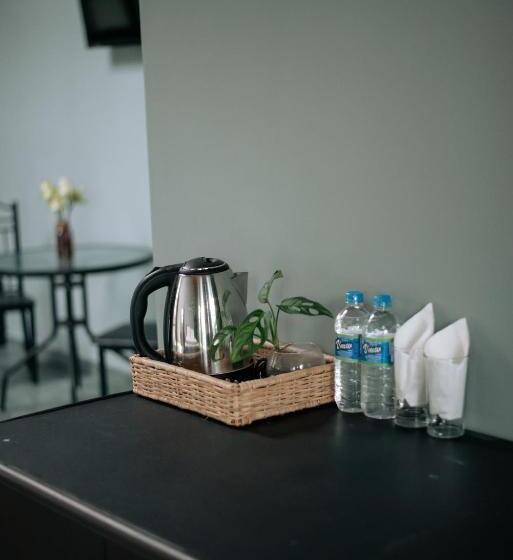اتاق لوکس با بالکن, Amanzi Residence