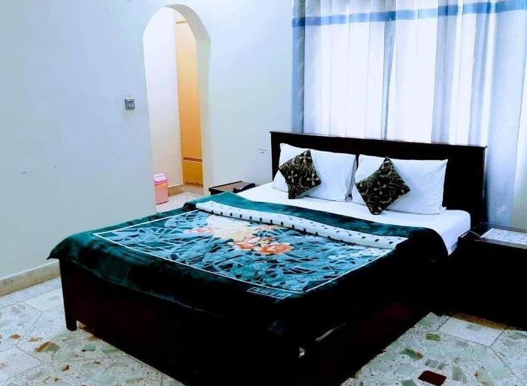 اتاق اکونومی, Galaxy Inn Karachi