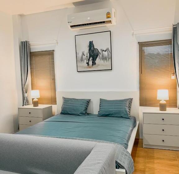 استودیوی سوپریور, Rawai Valley Resort