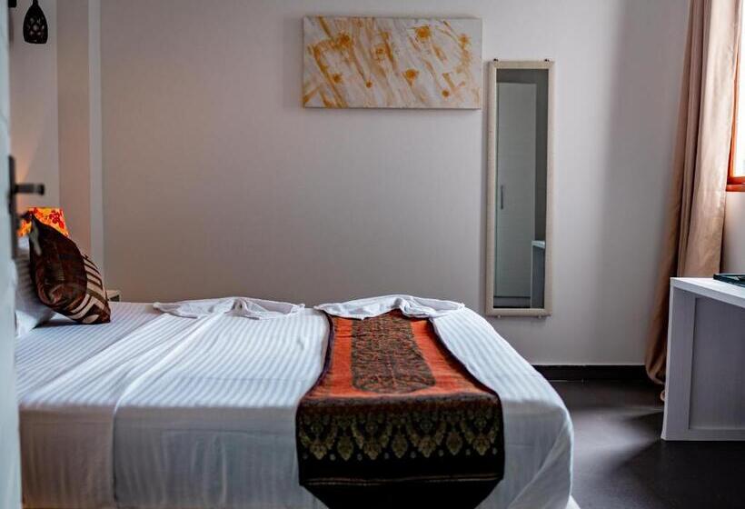 اتاق لوکس با چشم‌انداز دریا, Silver Oasis Maldives