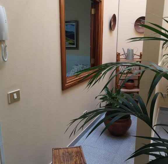 اتاق استاندارد یک تخته با سرویس بهداشتی مشترک, Vivienda El Timón