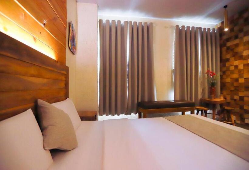 اتاق لوکس با چشم‌انداز دریا, Rustic Hotel Quy Nhon Powered By Aston