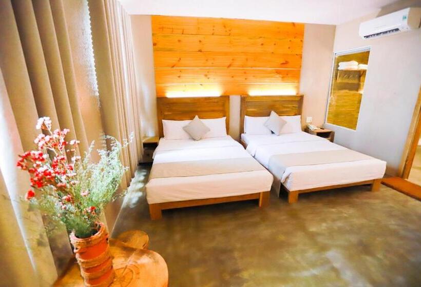 اتاق استاندارد با چشم‌انداز دریا, Rustic Hotel Quy Nhon Powered By Aston