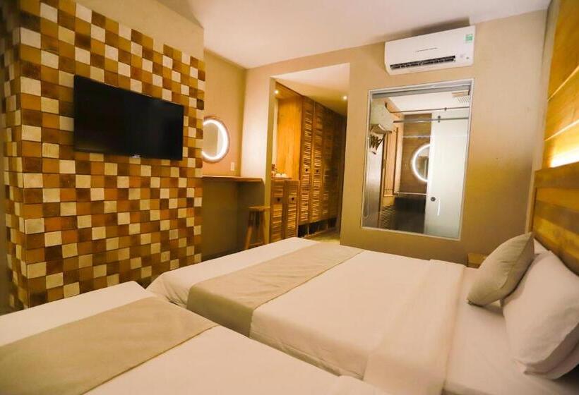 اتاق استاندارد با چشم‌انداز دریا, Rustic Hotel Quy Nhon Powered By Aston