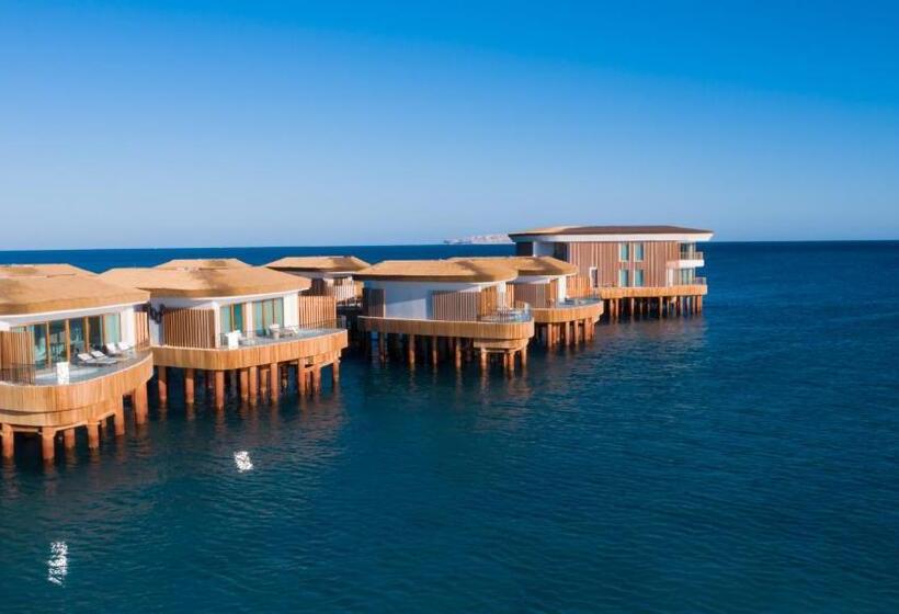بانگلوی لوکس, Tawila Island Resort