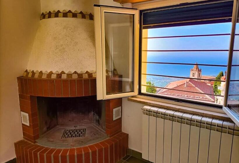 اتاق راحتی سه تخته, Casa D Alunzio   Case Per Ferie In Ospitalita  Diffusa