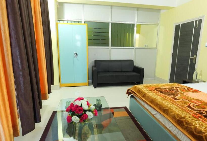 Апартаменты 2 Спальни, The Transit Stay Guwati
