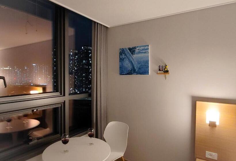 اتاق استاندارد, Dahlbit Stay