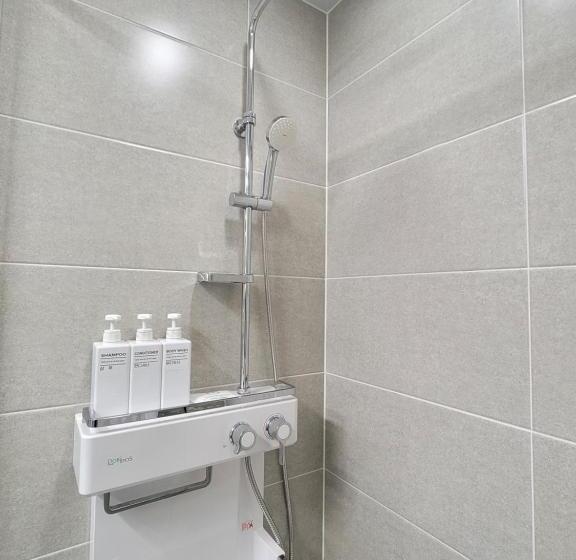 اتاق لوکس, Dahlbit Stay