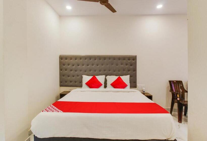 اتاق استاندارد, Super Oyo Sai Ganesh Residency