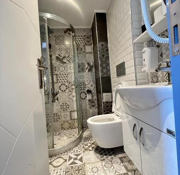 اتاق استاندارد, The Sisli Luxury Corner Suit