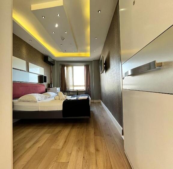 اتاق استاندارد, The Sisli Luxury Corner Suit