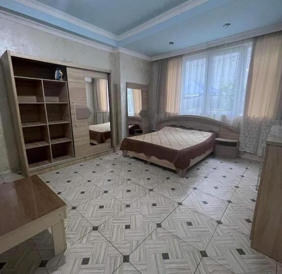اتاق استاندارد با بالکن, Guesthouse Nuri