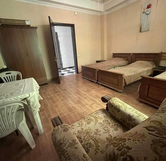اتاق استاندارد, Guesthouse Nuri