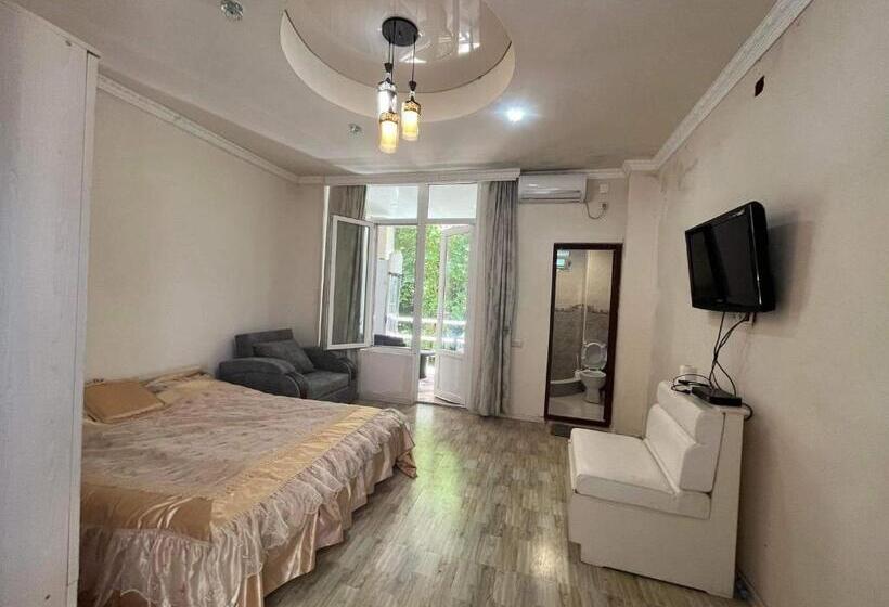 اتاق استاندارد, Guesthouse Nuri