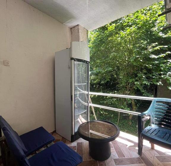 اتاق استاندارد, Guesthouse Nuri