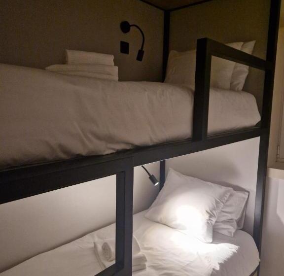 اتاق استاندارد با سرویس بهداشتی مشترک, Tukaza Guesthouse By Geyra