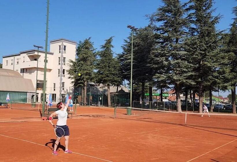 اتاق استاندارد, Roomsapartments Popcourt
