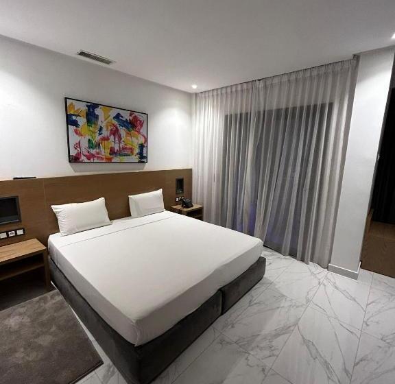 سوئیت جونیور با تراس, Twin Hotel Tanger