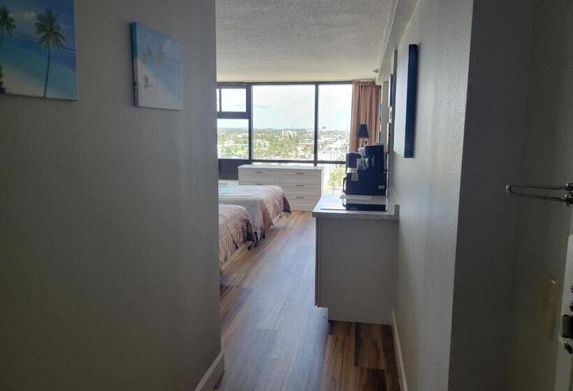 استودیوی استاندارد با چشم‌انداز دریا, Beautiful Oceanview Condo With 75 Inch Tv
