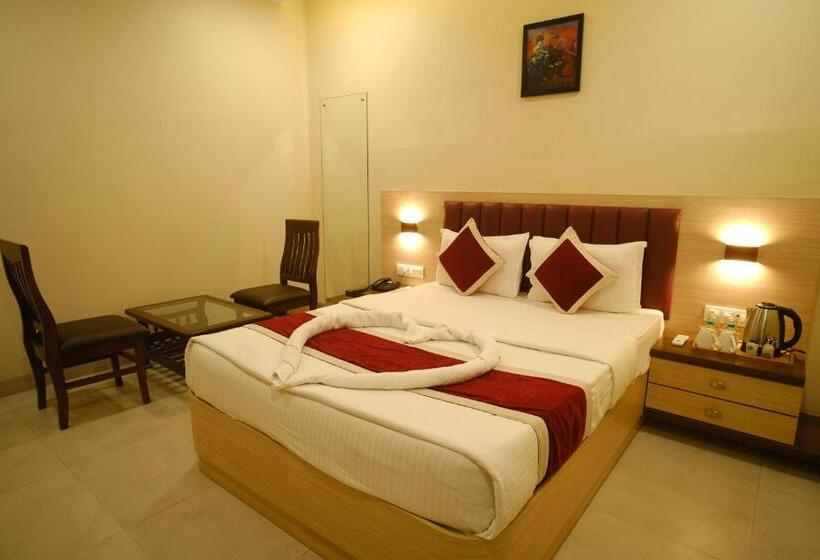 标准间, Franklein Suites At Delhi Airport