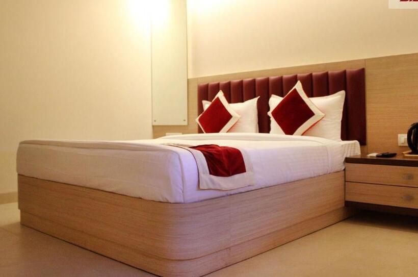 标准间, Franklein Suites At Delhi Airport