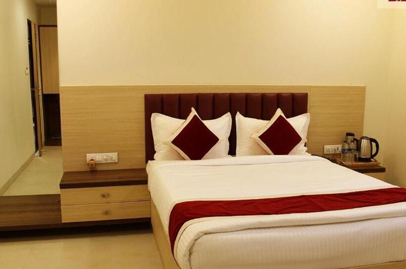 标准间, Franklein Suites At Delhi Airport