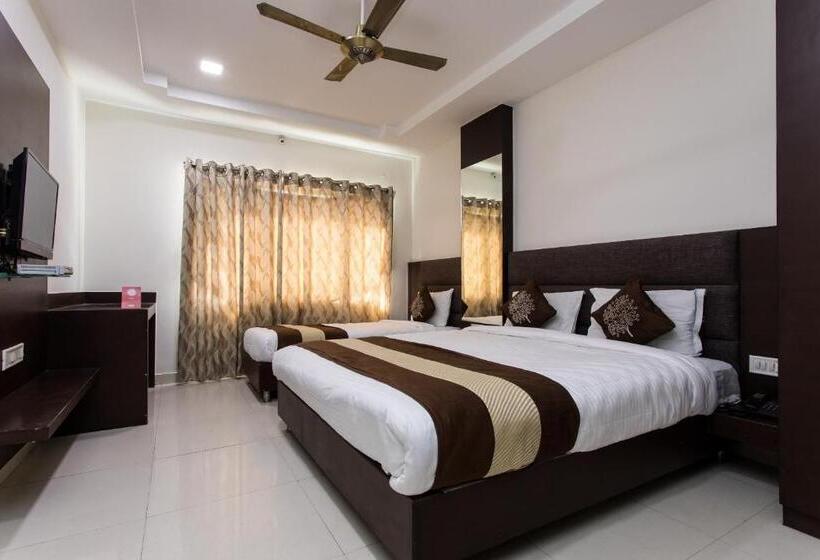 三人经典房间, Franklein Suites At Delhi Airport