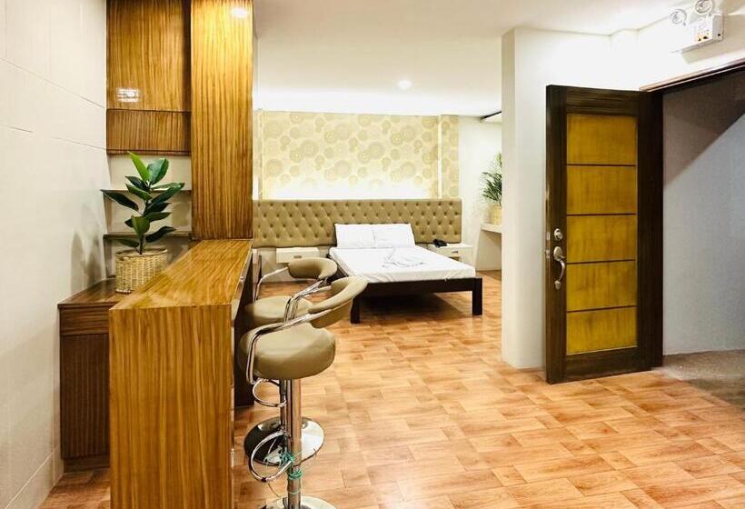 اتاق خانوادگی, Dreaming Forest Hotel   Libjo, Batangas