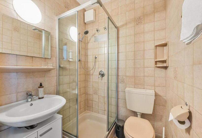 اتاق استاندارد با بالکن, Home2stay Apartmenthaus Heilbronn City Kitchen Parking Highspeed Wifi Washroom