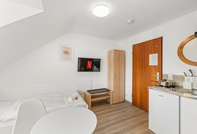اتاق لوکس, Home2stay Apartmenthaus Heilbronn City Kitchen Parking Highspeed Wifi Washroom