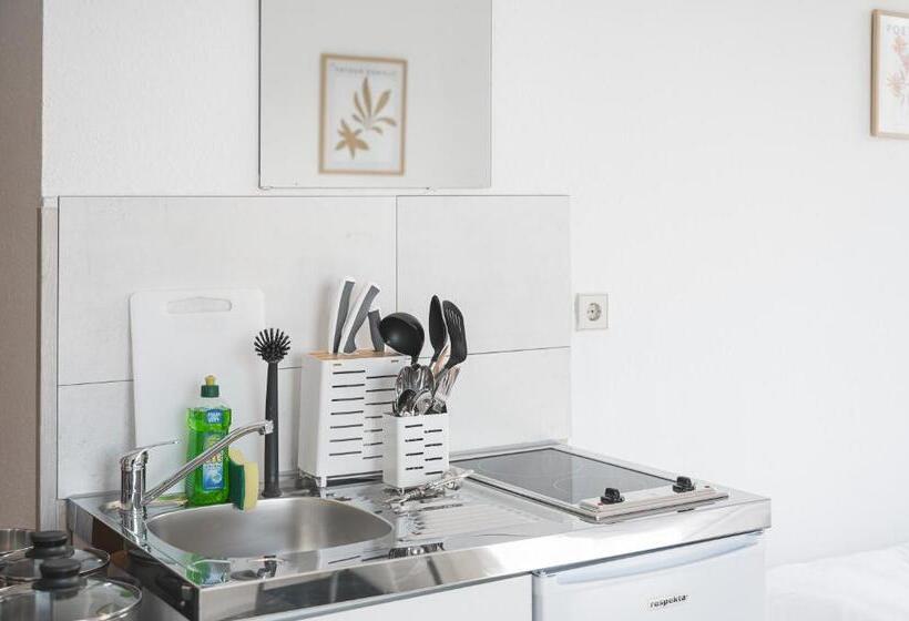 استودیوی استاندارد, Home2stay Apartmenthaus Heilbronn City Kitchen Parking Highspeed Wifi Washroom