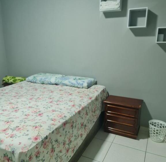 اتاق استاندارد با سرویس بهداشتی مشترک, Hostel E Pousada Londrina Rodoviária Centro Quartos Individuais Com Chave E Wi Fi