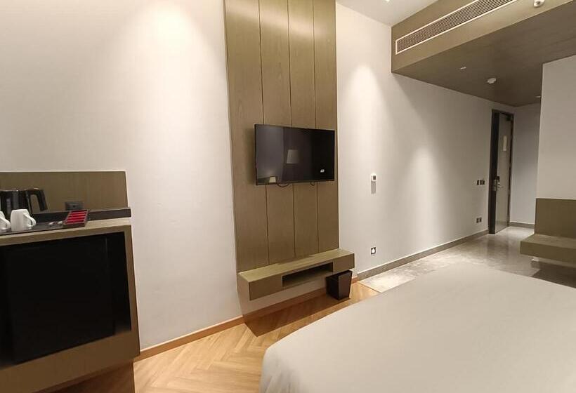 سوییت, Rosastays Hisar Florence