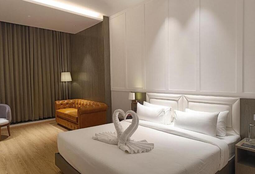 سوییت, Rosastays Hisar Florence