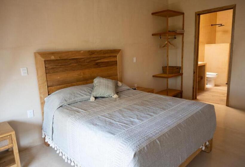 استودیو استاندارد با بالکن, Yax Kiin Casa Boutique