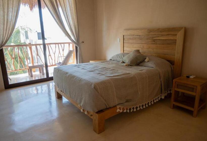 استودیو استاندارد با بالکن, Yax Kiin Casa Boutique