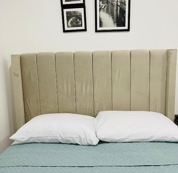 اتاق استاندارد با 2 تخت دوبل, Indomus Rooms
