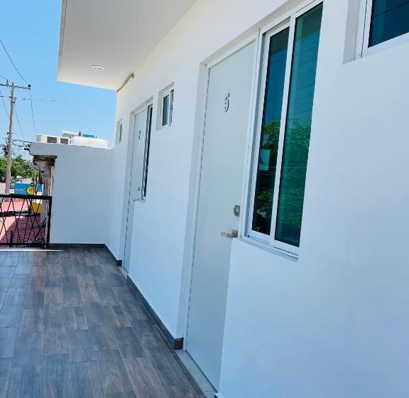 اتاق استاندارد با 2 تخت دوبل, Indomus Rooms