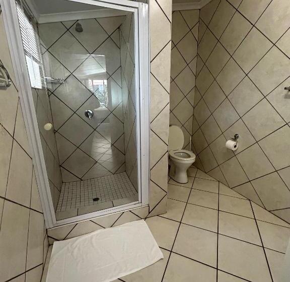 سوییت لوکس, 9 Wena Ave Guesthouse