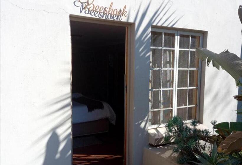 اتاق استاندارد سه نفره, Die Mynhuis