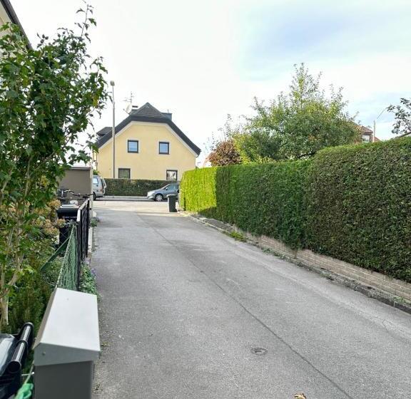 آپارتمان 2 خوابه, Green Paradise & Cozy Retreat Salzburg With Free Parking