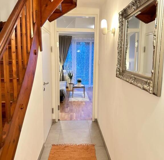 آپارتمان 2 خوابه, Green Paradise & Cozy Retreat Salzburg With Free Parking