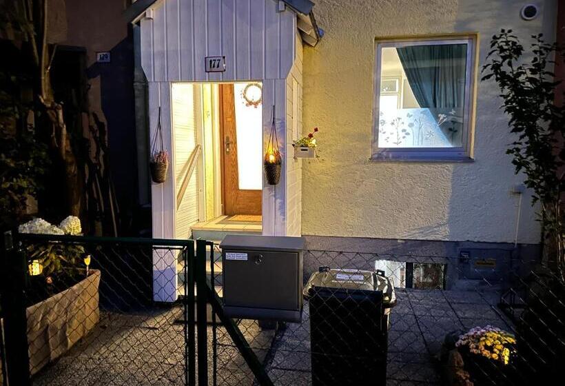 آپارتمان 2 خوابه, Green Paradise & Cozy Retreat Salzburg With Free Parking