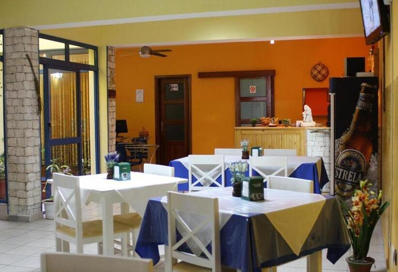 اتاق لوکس, Terra E Sol B&b Tarrafal