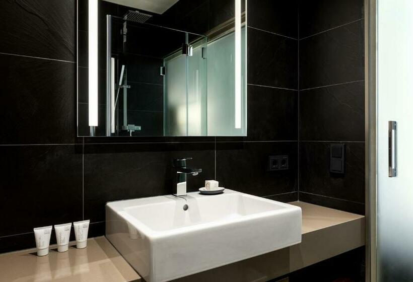 اتاق استاندارد با تخت بزرگ, Ac Hotel By Marriott Mainz