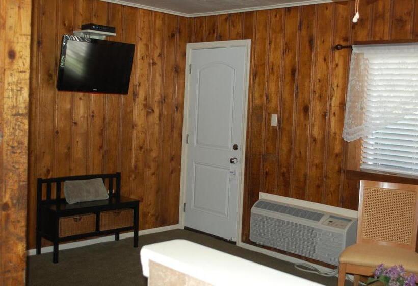 بانگلوی استاندارد 2 خوابه, El Rancho Motel