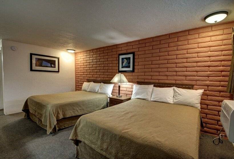 اتاق استاندارد با 2 تخت دوبل, Country Inn Beaver Utah